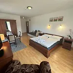 فندق Boni Csaladi Wellness