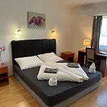 Boni Csaladi Wellness زلاكاروس