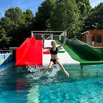 Boni Csaladi Wellness فندق 3*