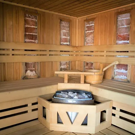 Boni Csaladi Wellness 3* Залакарош