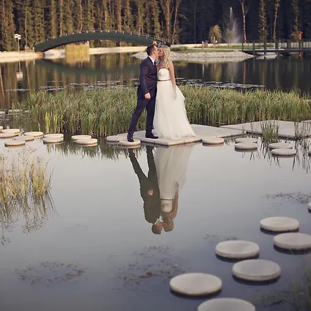 Boni Csaladi Wellness ホテル