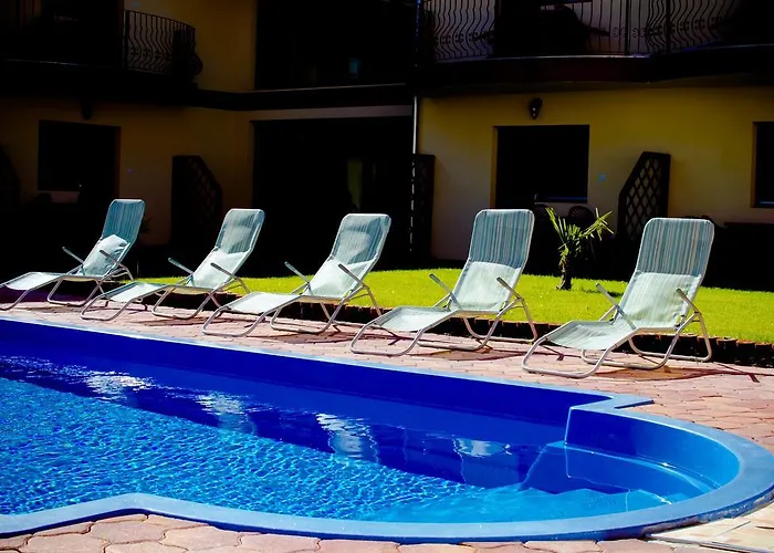 Boni Csaladi Wellness 3*